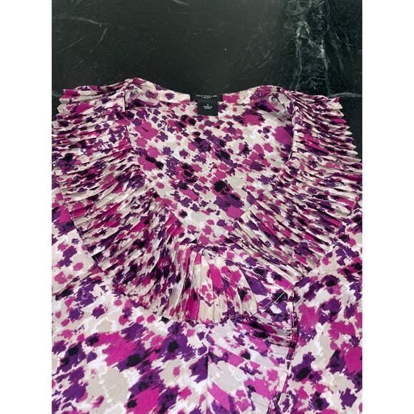Ann Taylor SM sleeveless blouse ruffled neck, purple tones. - Picture 3 of 5